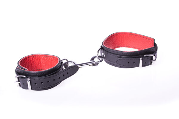 Handcuffs Basic - Red koop je bij Speelgoed voor Volwassenen