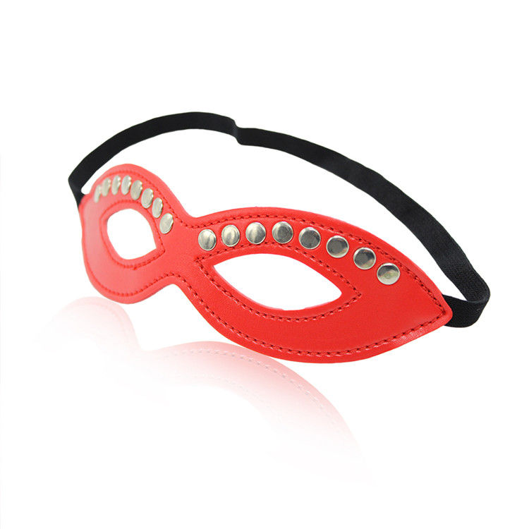 Mask-Eyes-Only-Red-with-Studs-OPR-3010075-2