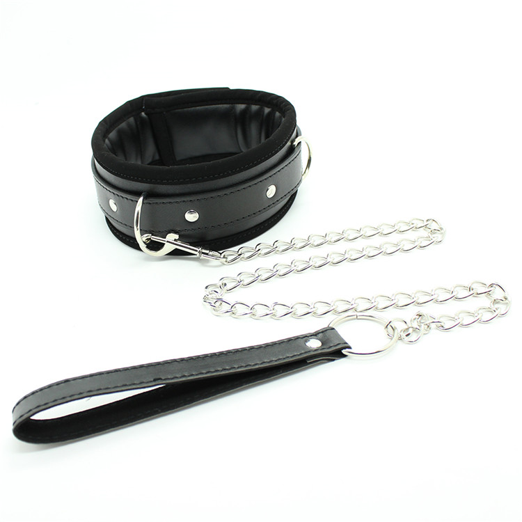 Padded-Collar-with-Leash-Black-OPR-3010028-1