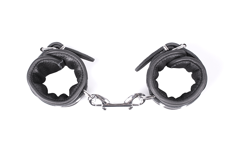 Professional-Handcuffs-7-cm-Black-134-KIO-0134-2