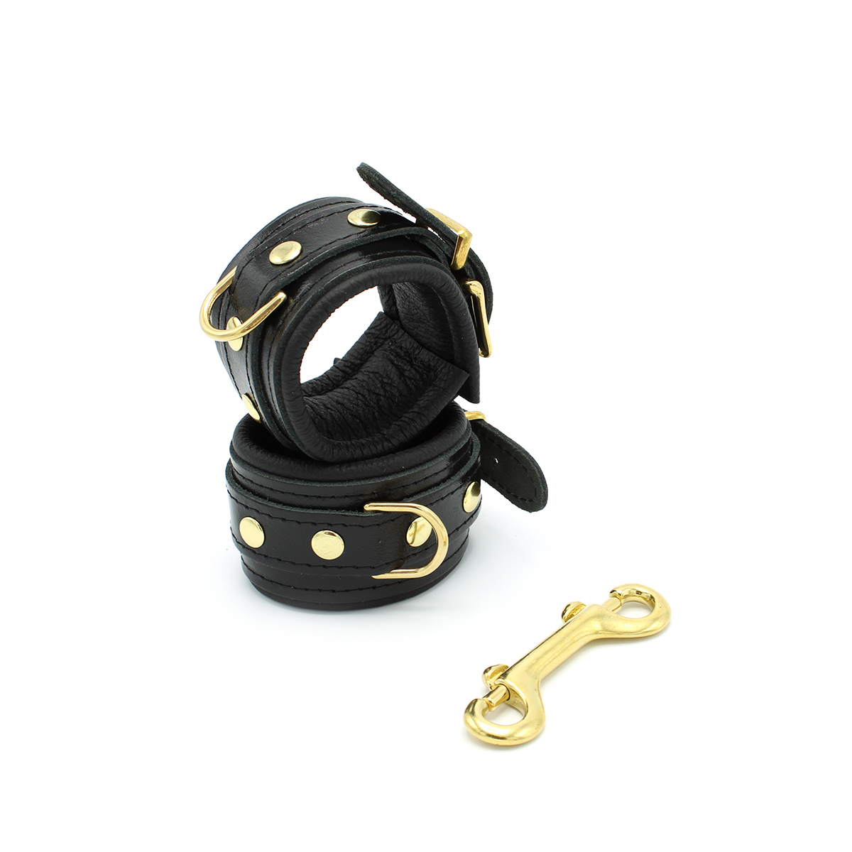 Shiny-Black-Leather-Handcuff-134-KIO-0326-1