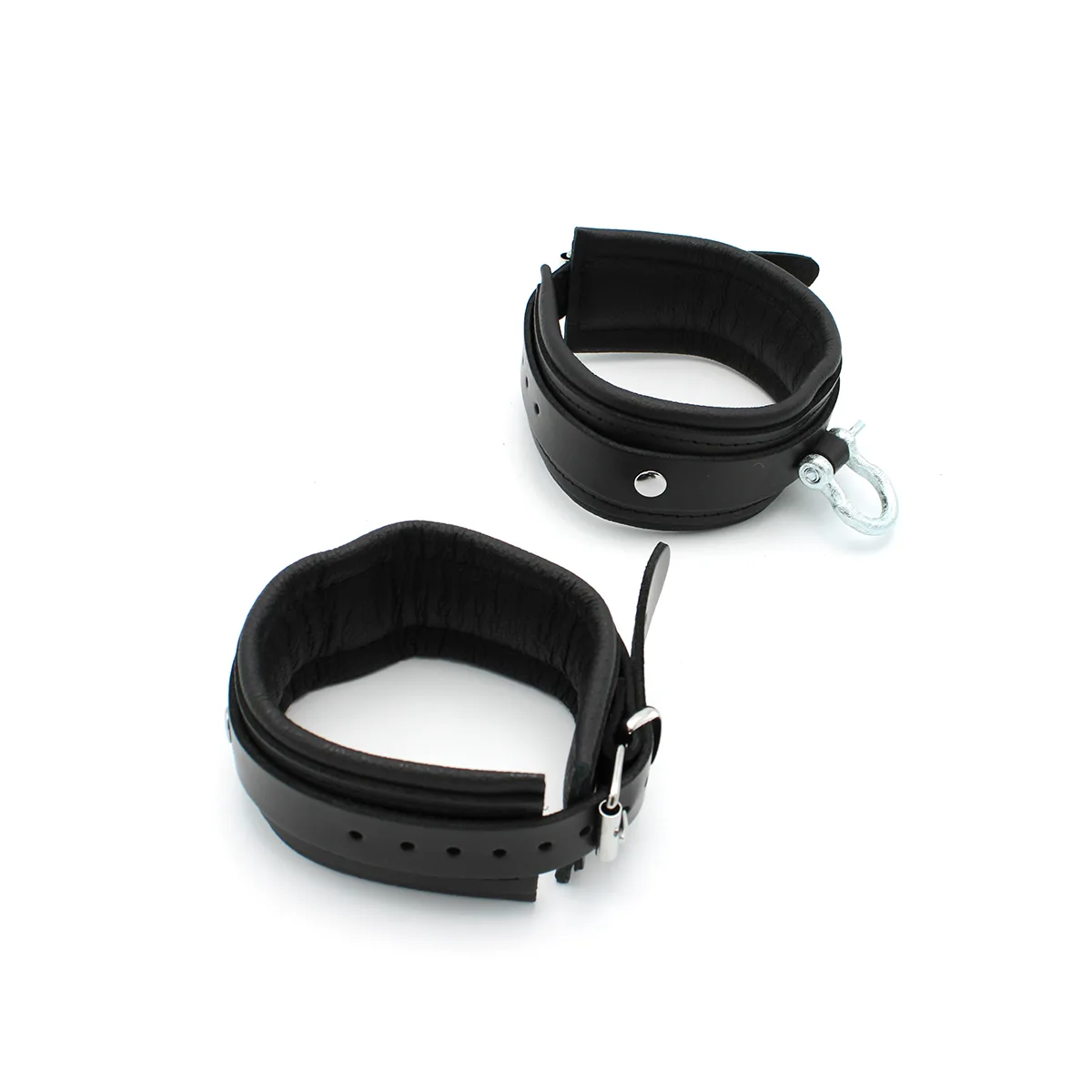 Leather-Ankle-cuffs-with-Metal-Shackle-134-KIO-0372-3
