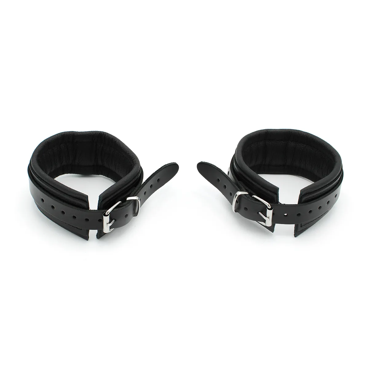 Leather-Ankle-cuffs-with-Metal-Shackle-134-KIO-0372-4