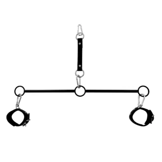 Spreader Bar Tripple O-Ring with Handcuffs & Strap koop je bij Speelgoed voor Volwassenen